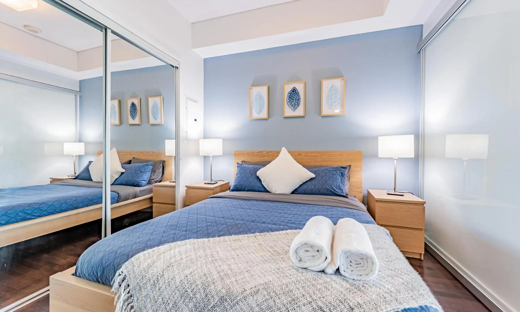 Downtown Suites Toronto Apartment